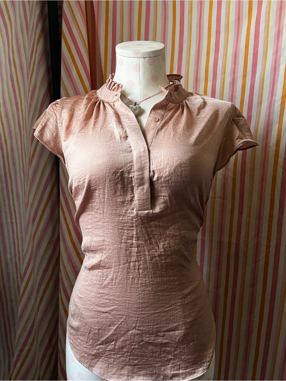 alex & lili Women's Dusty Rose Ruffle-Trim Button Blouse